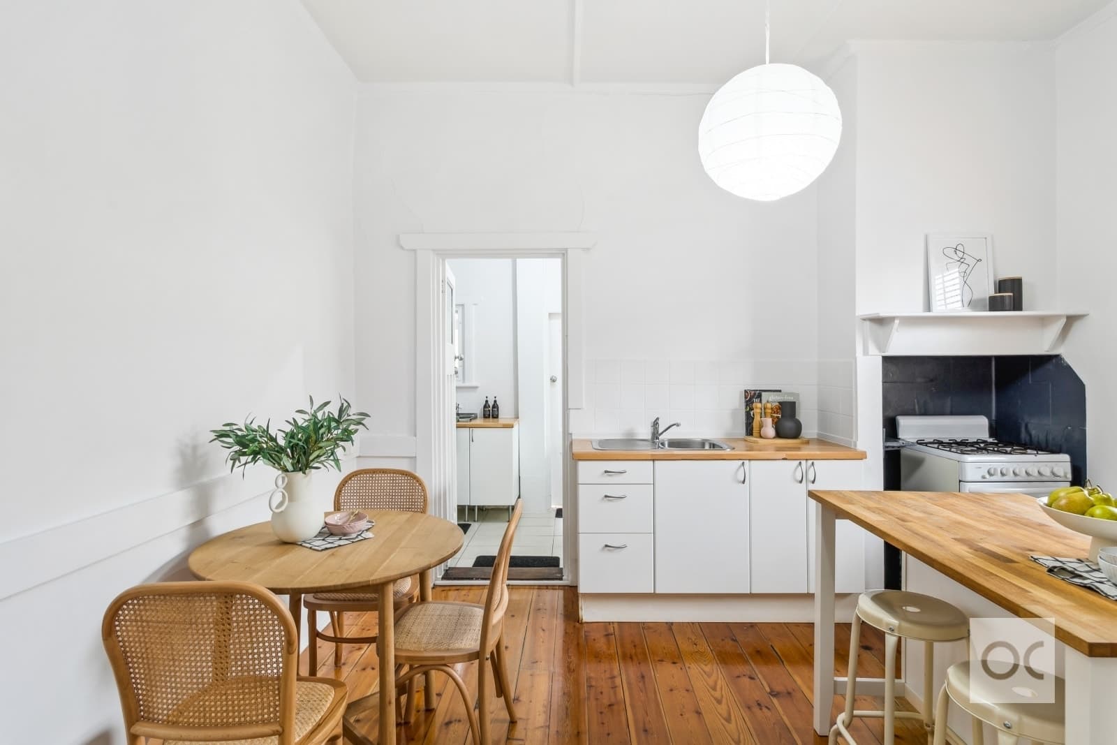 16 East Parade, Kingswood - Thumbnail 7