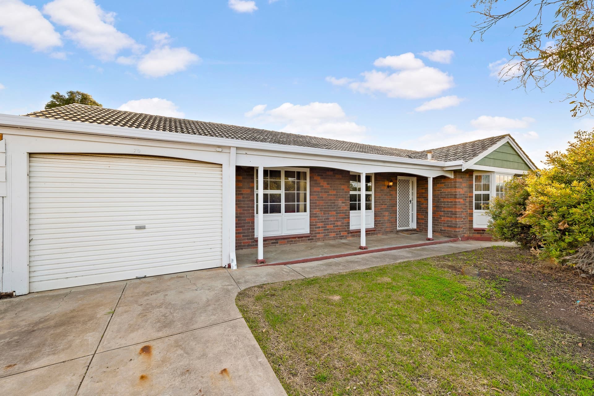 70 Fairford Terrace, West Lakes Shore - Image 1
