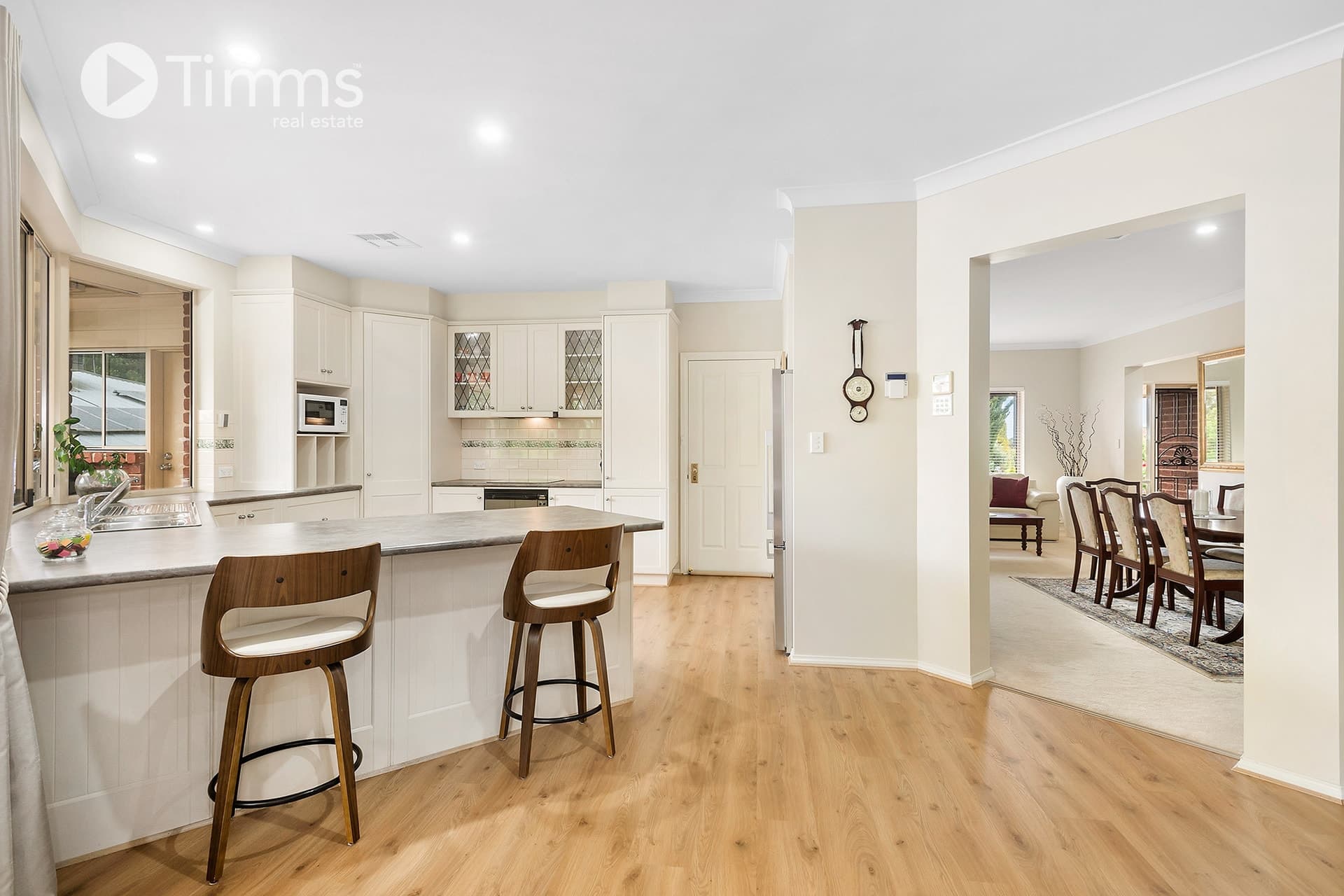 36 Jutland Parade, Woodcroft - Thumbnail 3