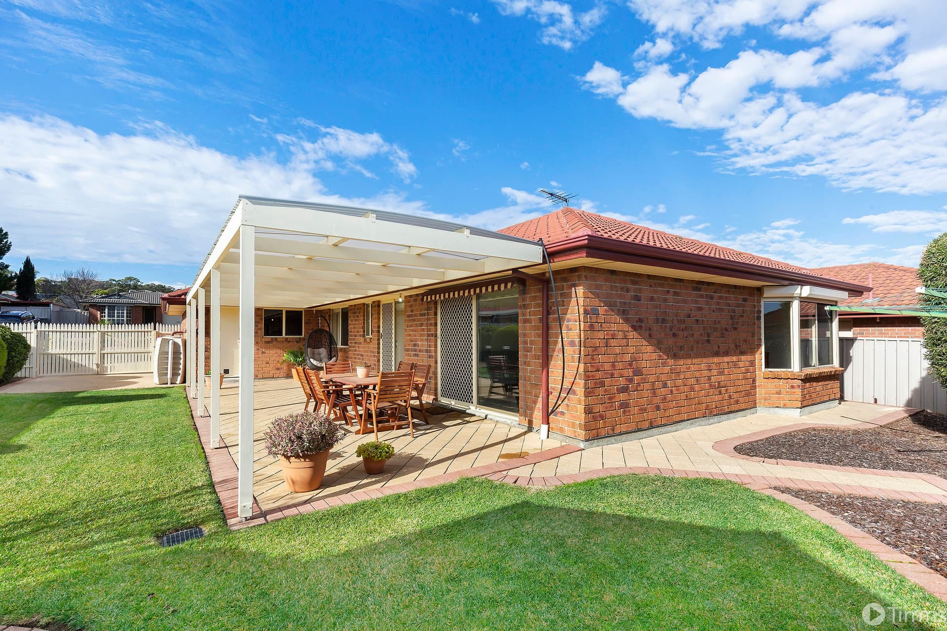 32 Talladira Way, Woodcroft - Thumbnail 4
