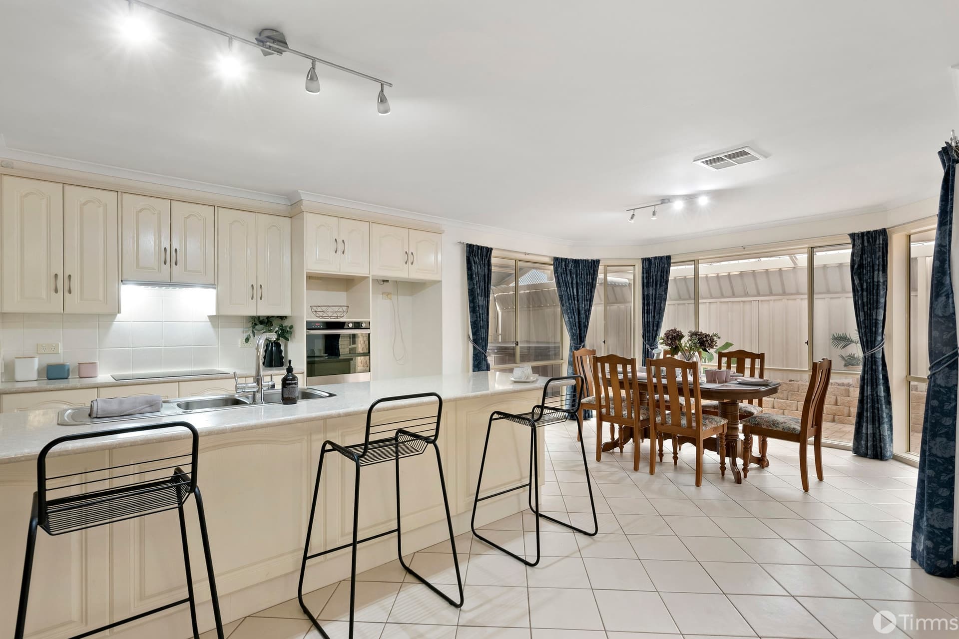 6 Mornington Place, Reynella - Image 1