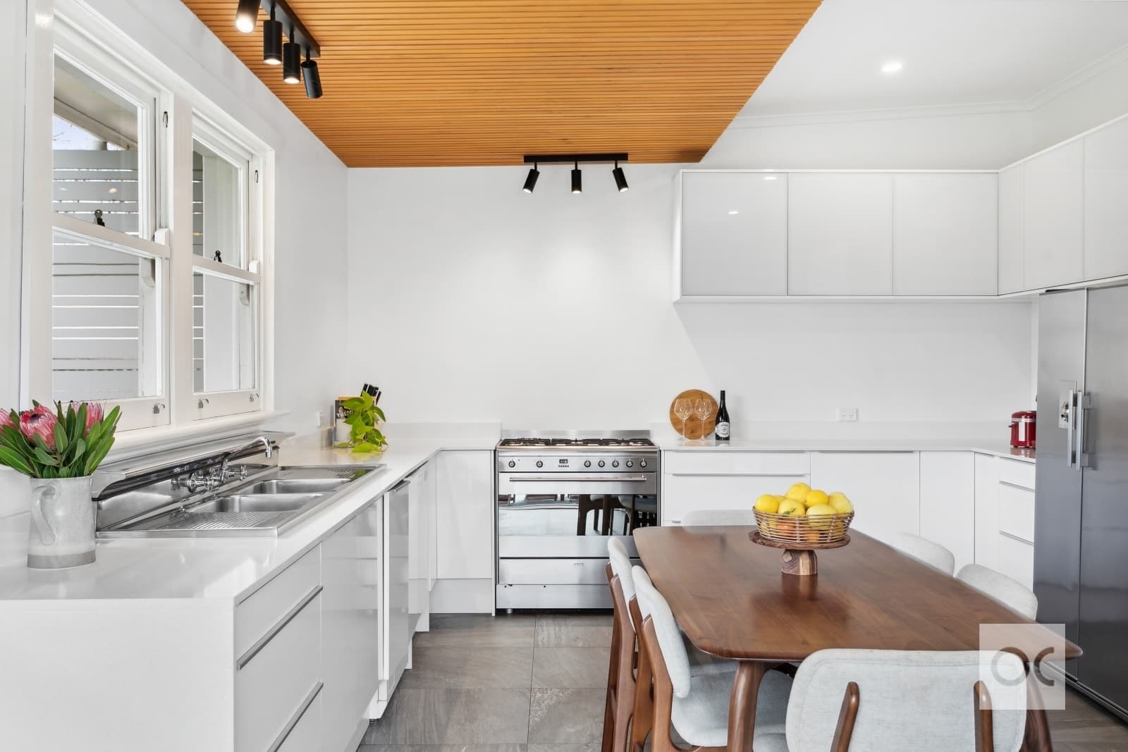 8 Hill Street, Kingswood - Thumbnail 5