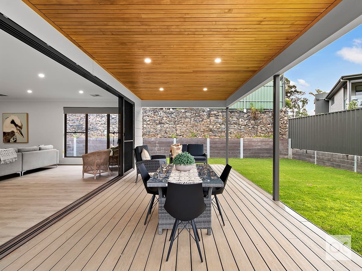 12 Kalev Court, Happy Valley - Image 1