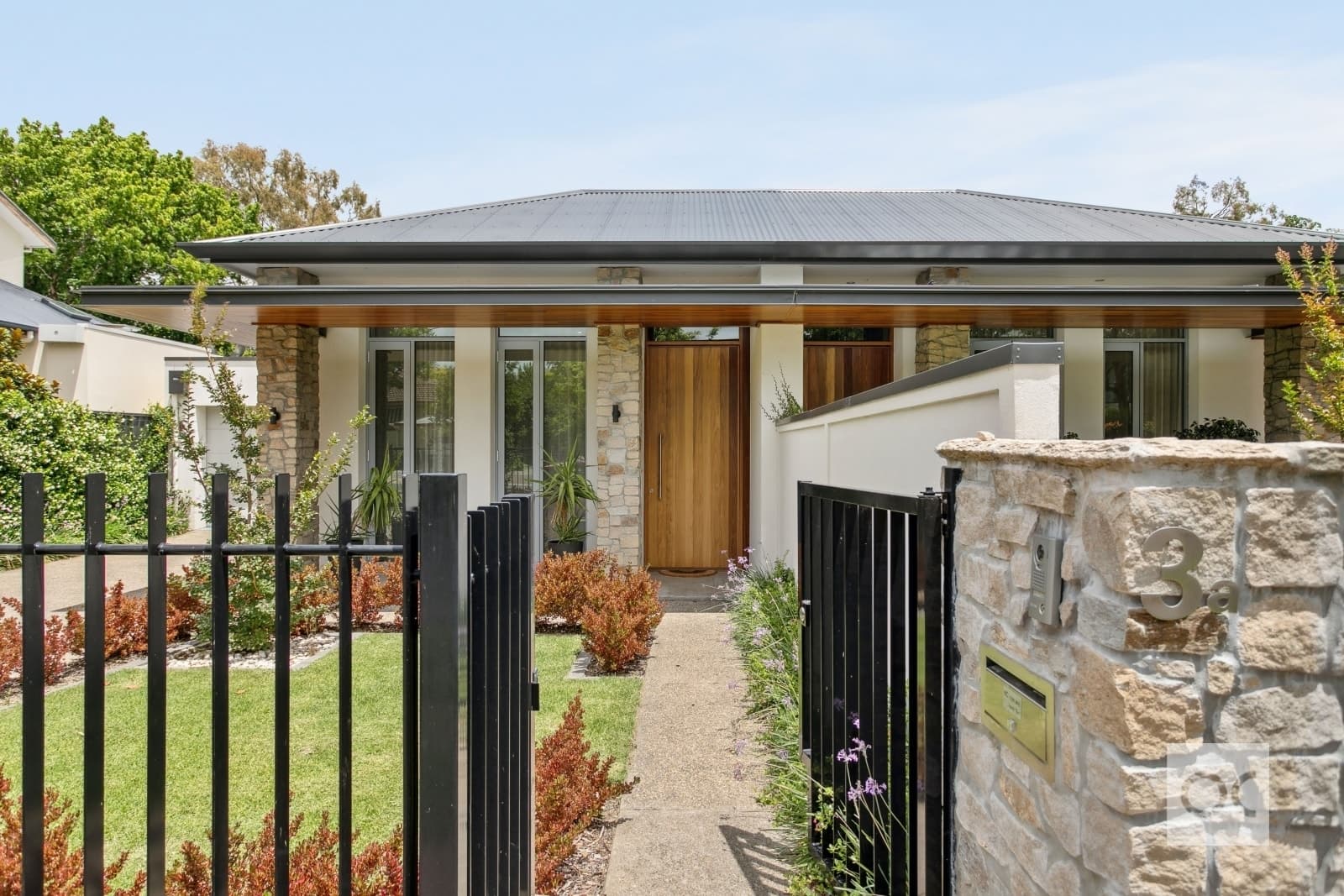 3A West Terrace, Kensington Gardens - Thumbnail 2