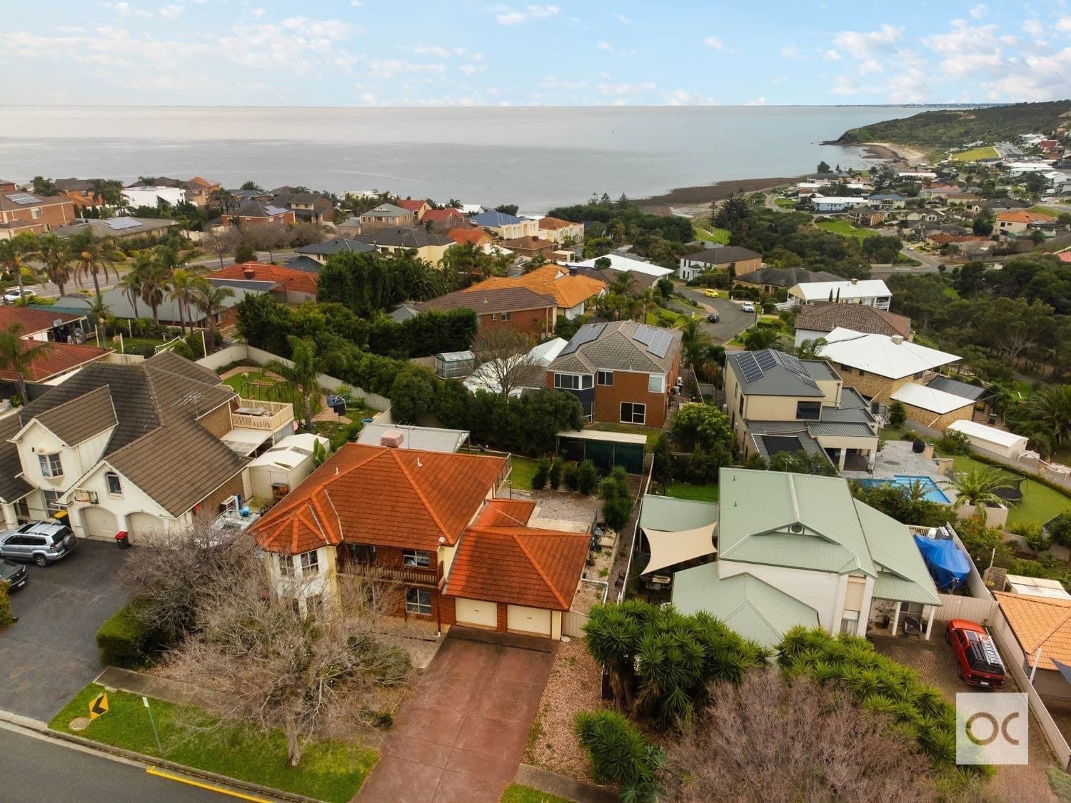 6 Freebairn Drive, Hallett Cove - Thumbnail 3