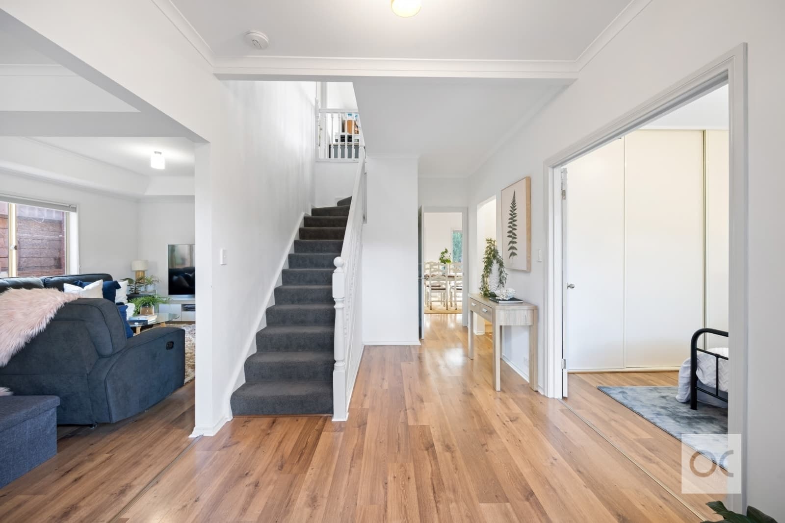 6 Freebairn Drive, Hallett Cove - Thumbnail 4