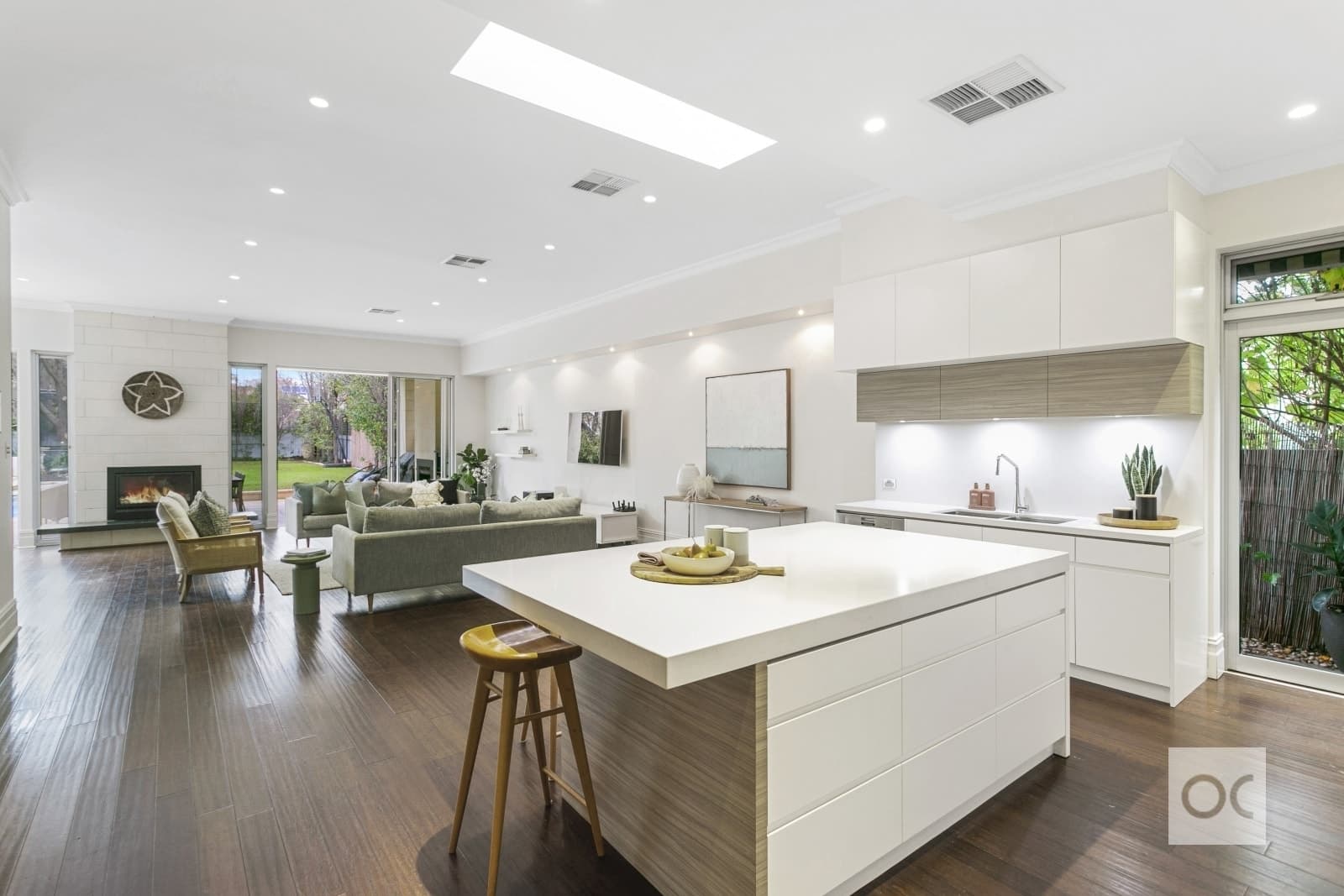 6 Halsbury (deed) Avenue, Kingswood - Thumbnail 7