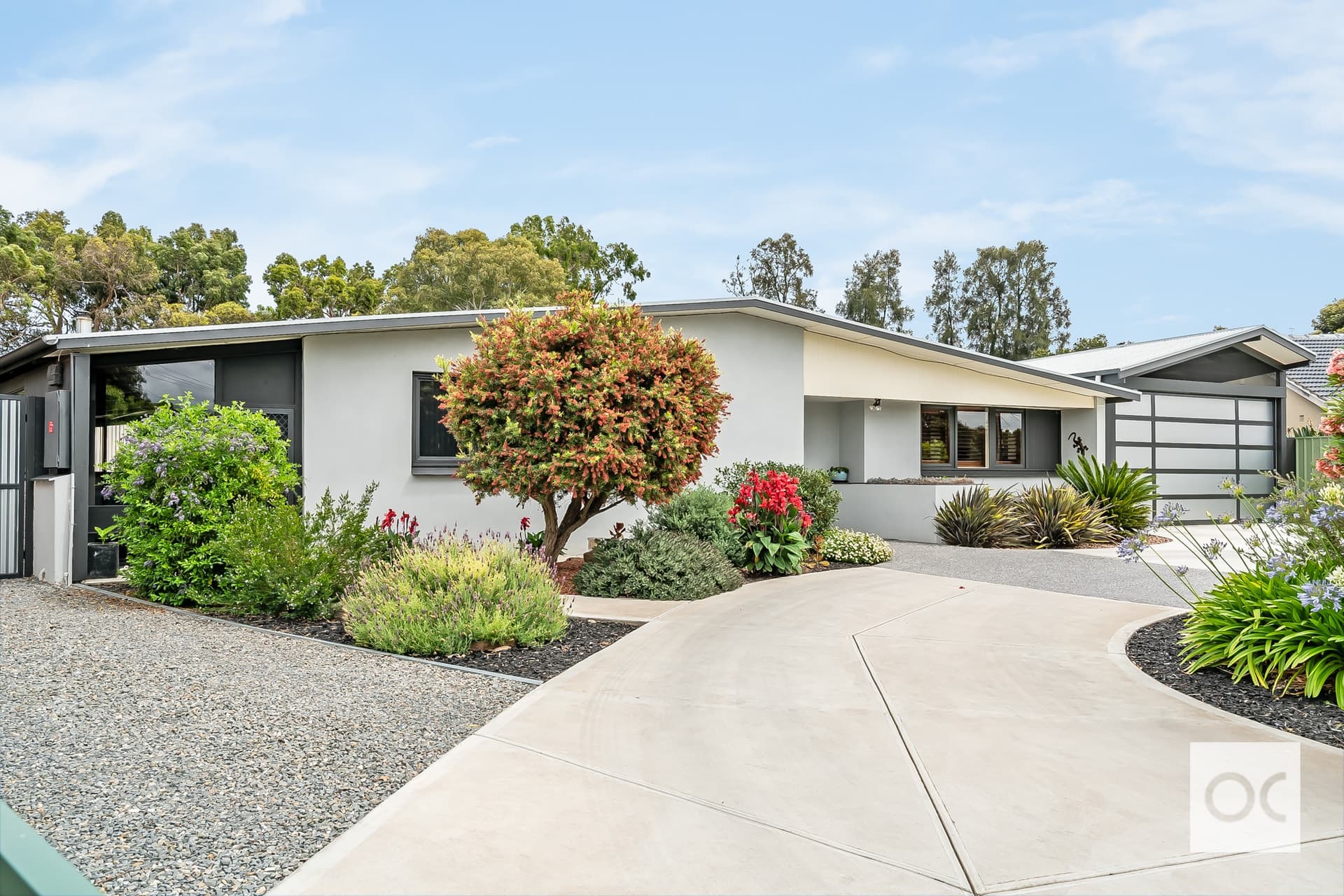 60 Fawnbrake Crescent, West Beach - Thumbnail 2