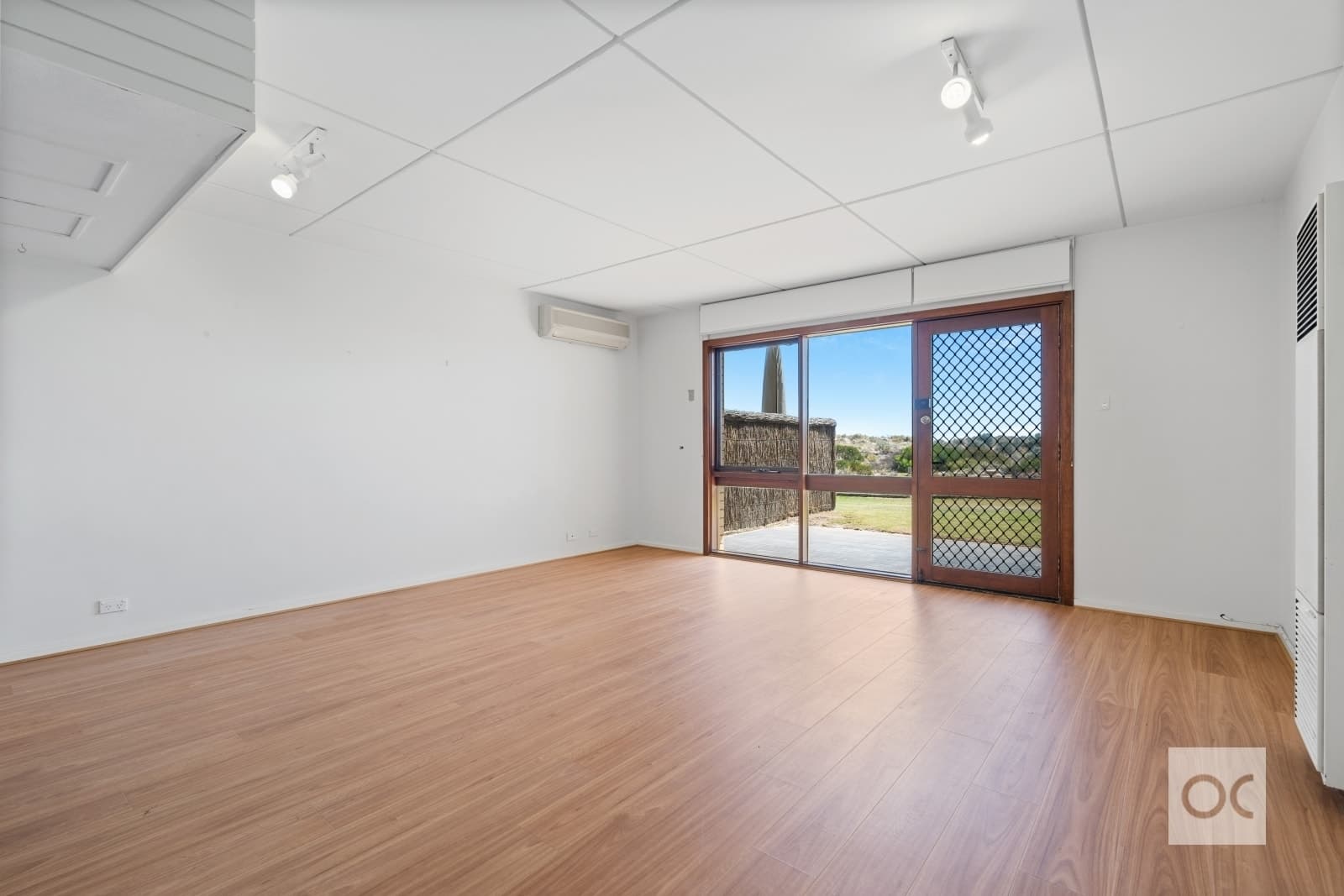 27 Cormorant Court, West Lakes Shore - Thumbnail 5