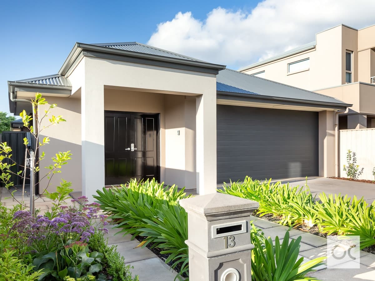 13 Oliver Avenue, Fulham Gardens - Image 1