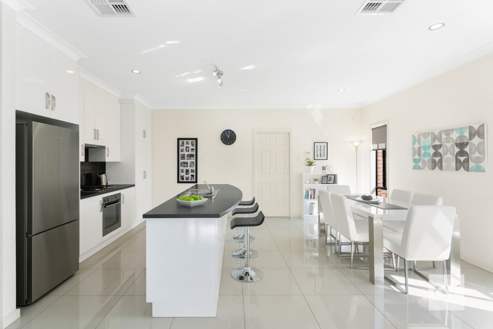 1A Yerong Street, Seacombe Gardens - Thumbnail 5