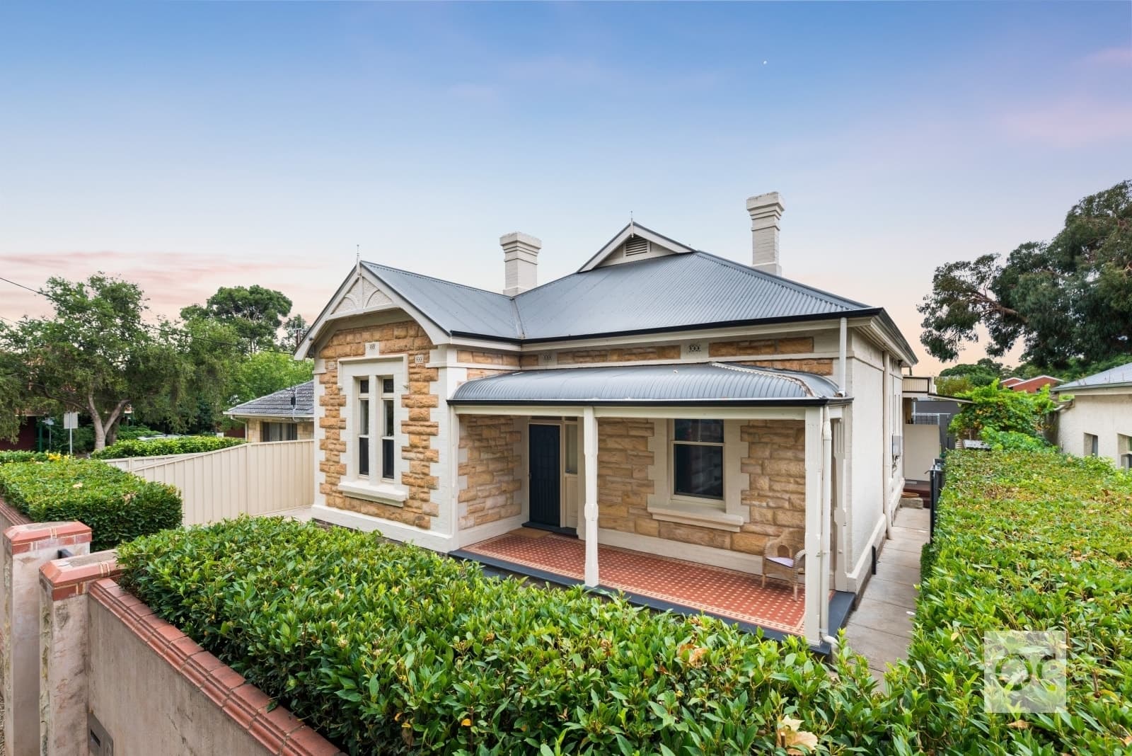 16 Victoria Street, Goodwood - Image 1