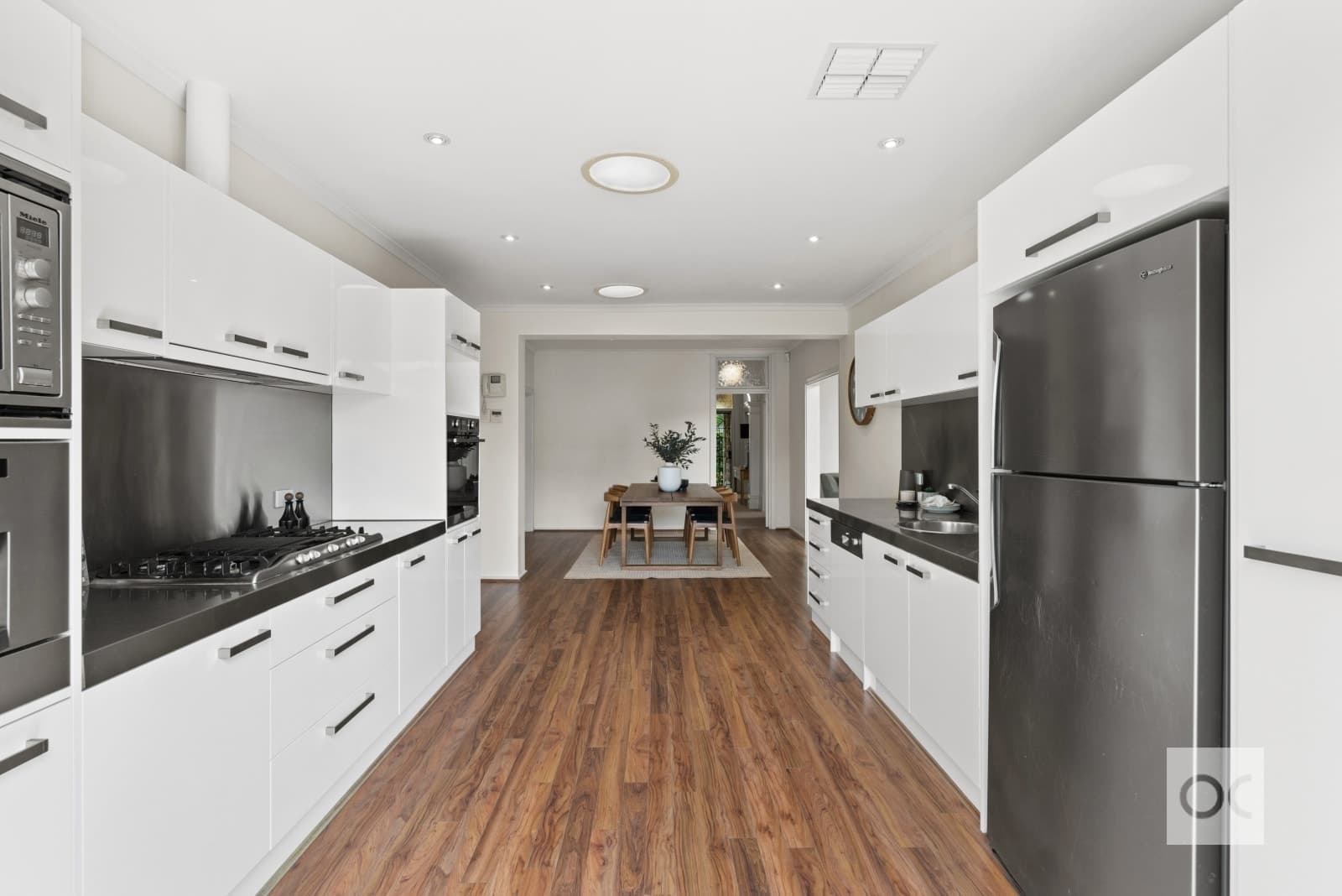 16 Victoria Street, Goodwood - Thumbnail 5