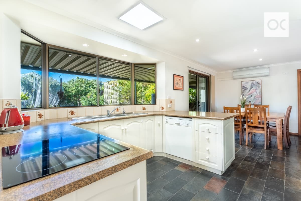 13 Woodley Grove, McLaren Vale - Thumbnail 3