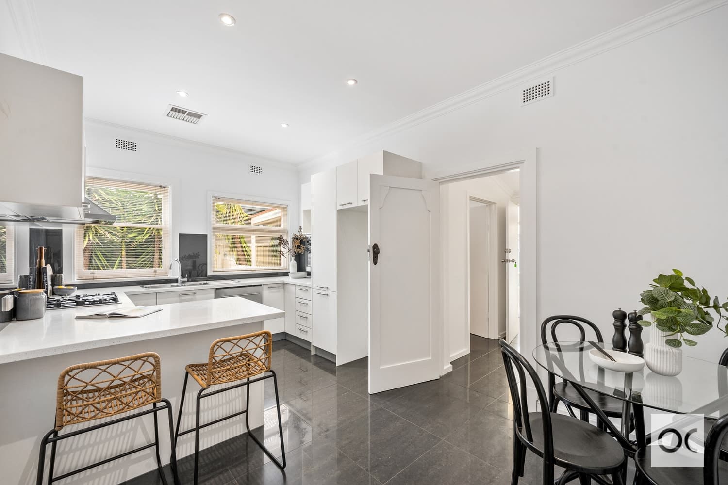 16 Churchill Avenue, Glandore - Thumbnail 6