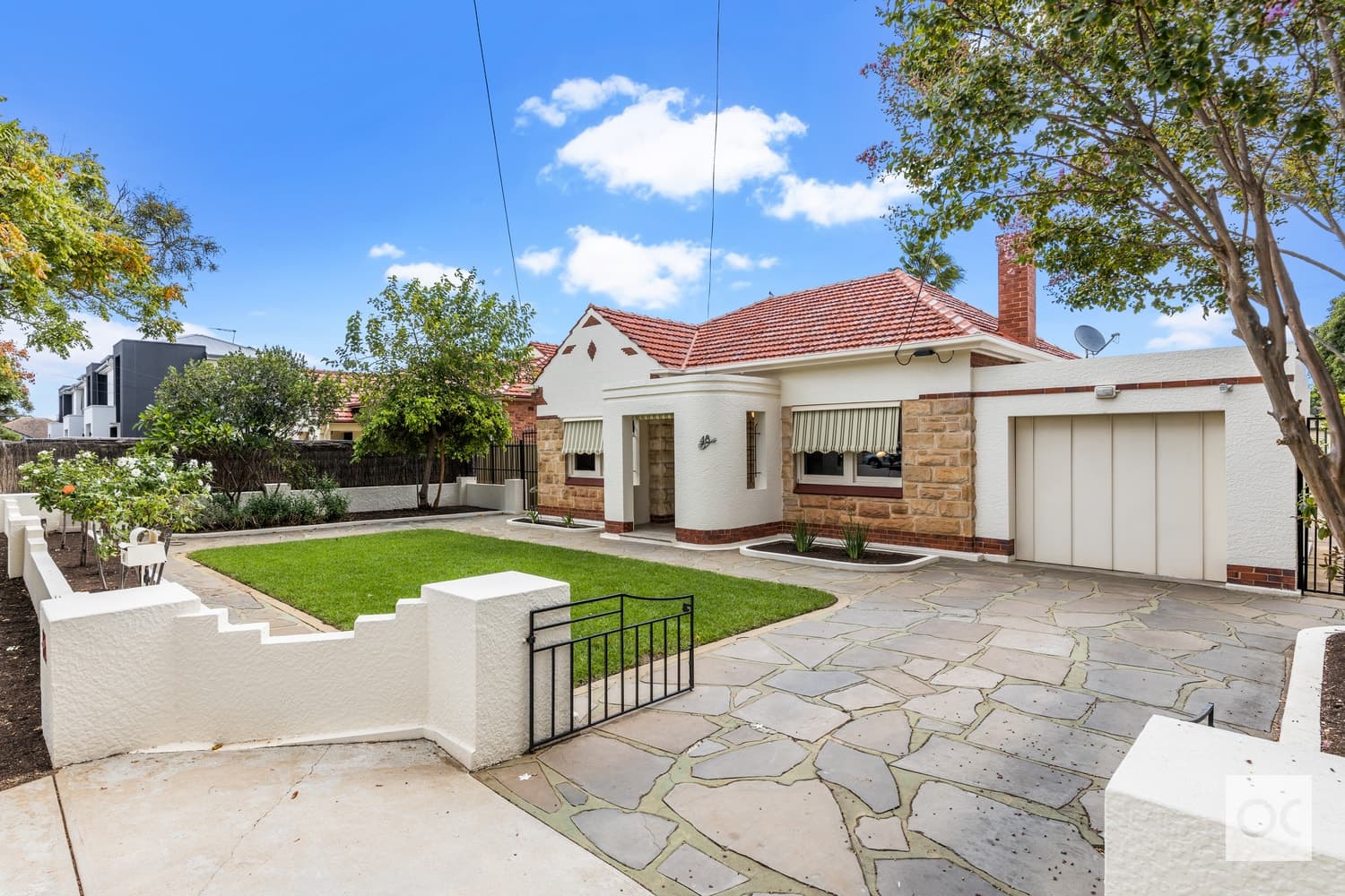 48 Kerr Grant Terrace, South Plympton - Thumbnail 2