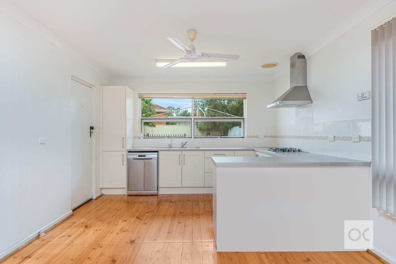 12 Aquamarine Drive, Salisbury East - Thumbnail 7