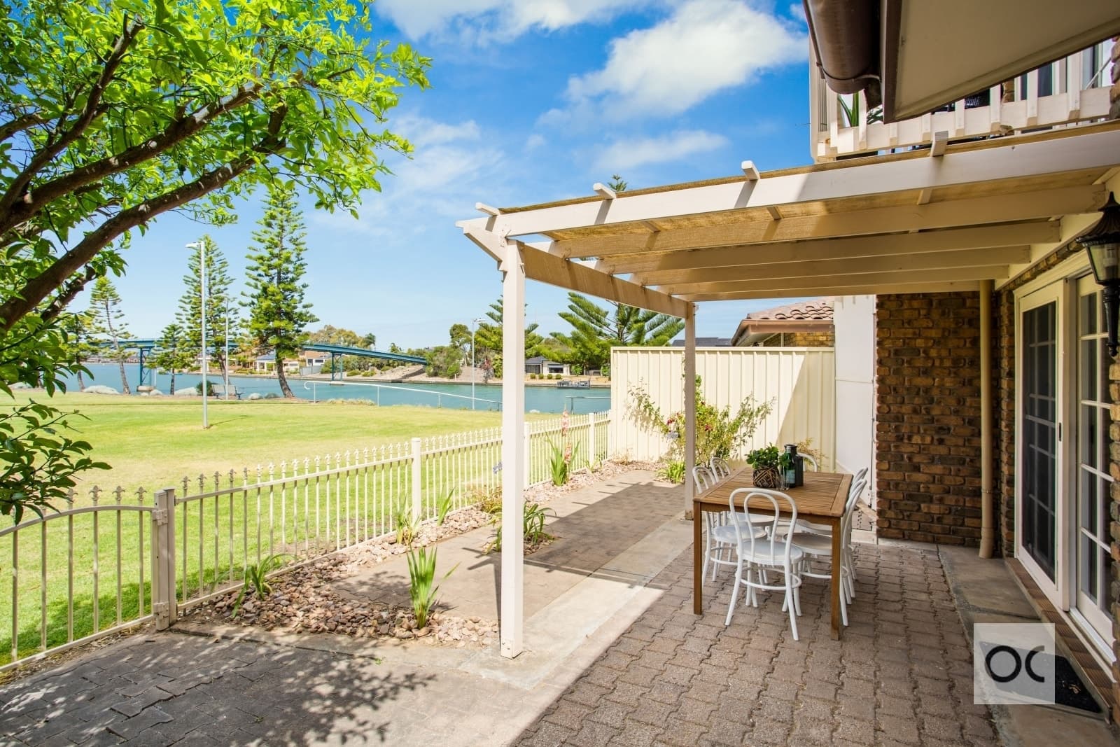 5/5 Redsails Court, West Lakes Shore - Image 1