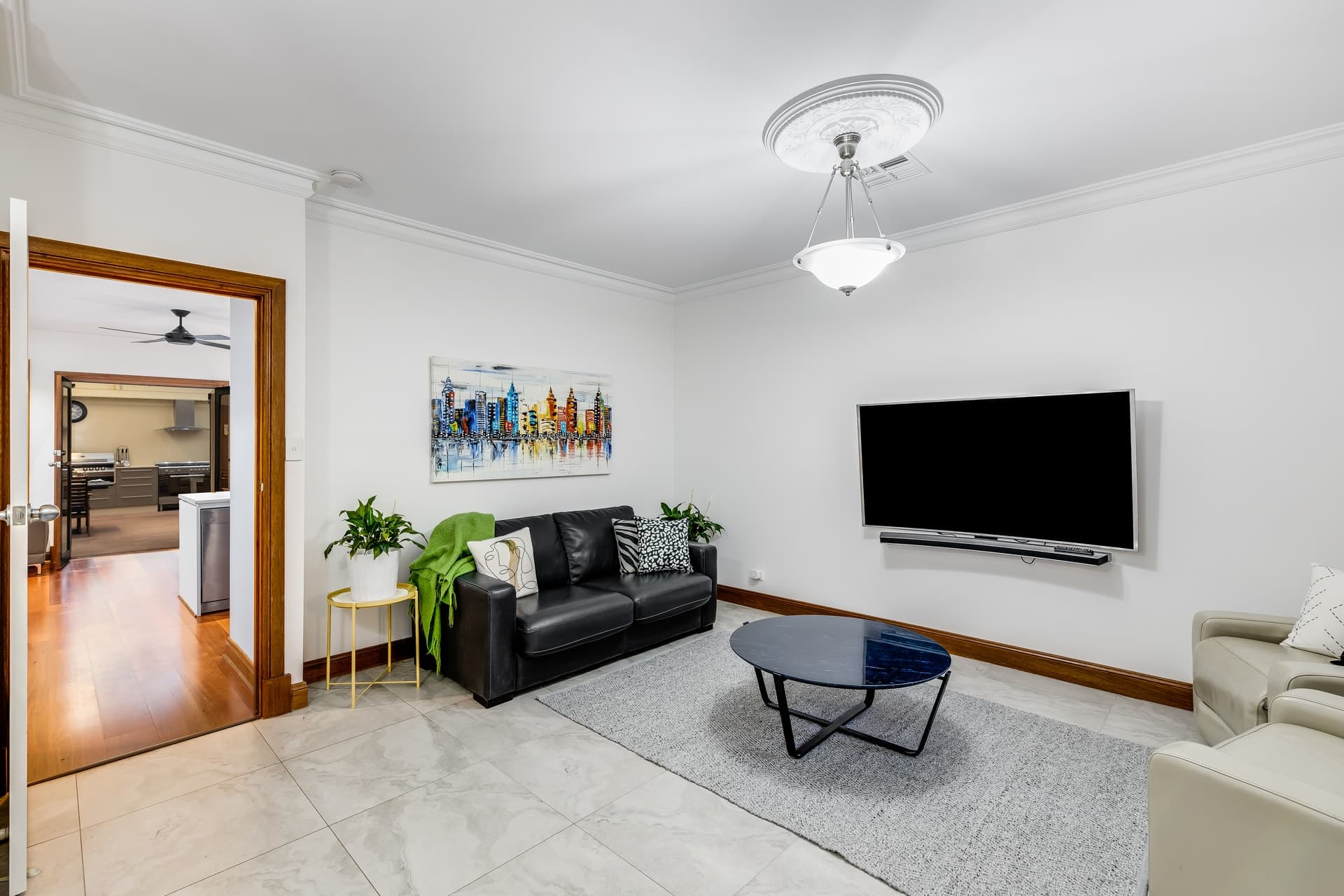 11A Hauteville Terrace, Eastwood - Thumbnail 4