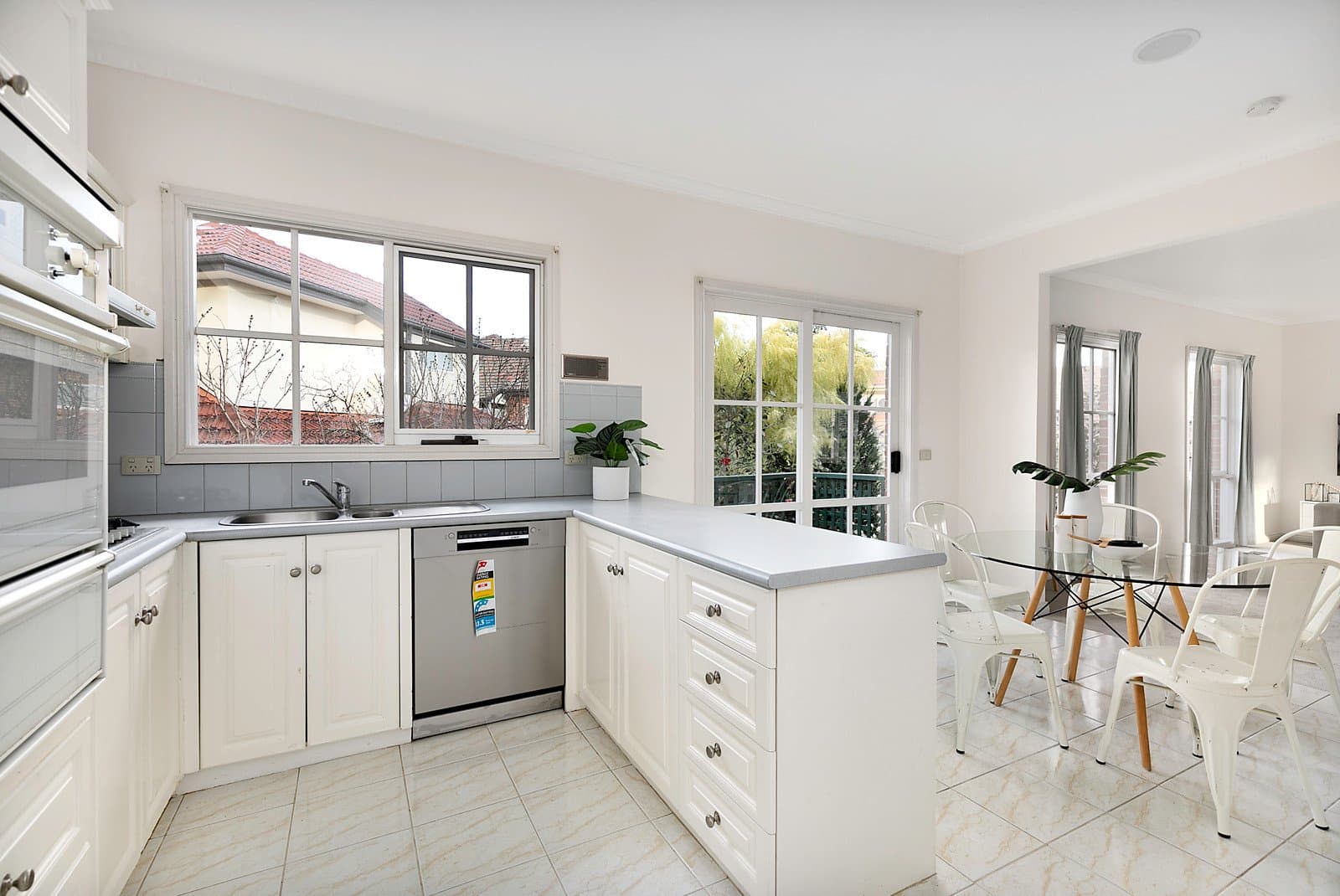 4/12 Thoresby Grove, Ivanhoe VIC 3079, Ivanhoe - Thumbnail 7
