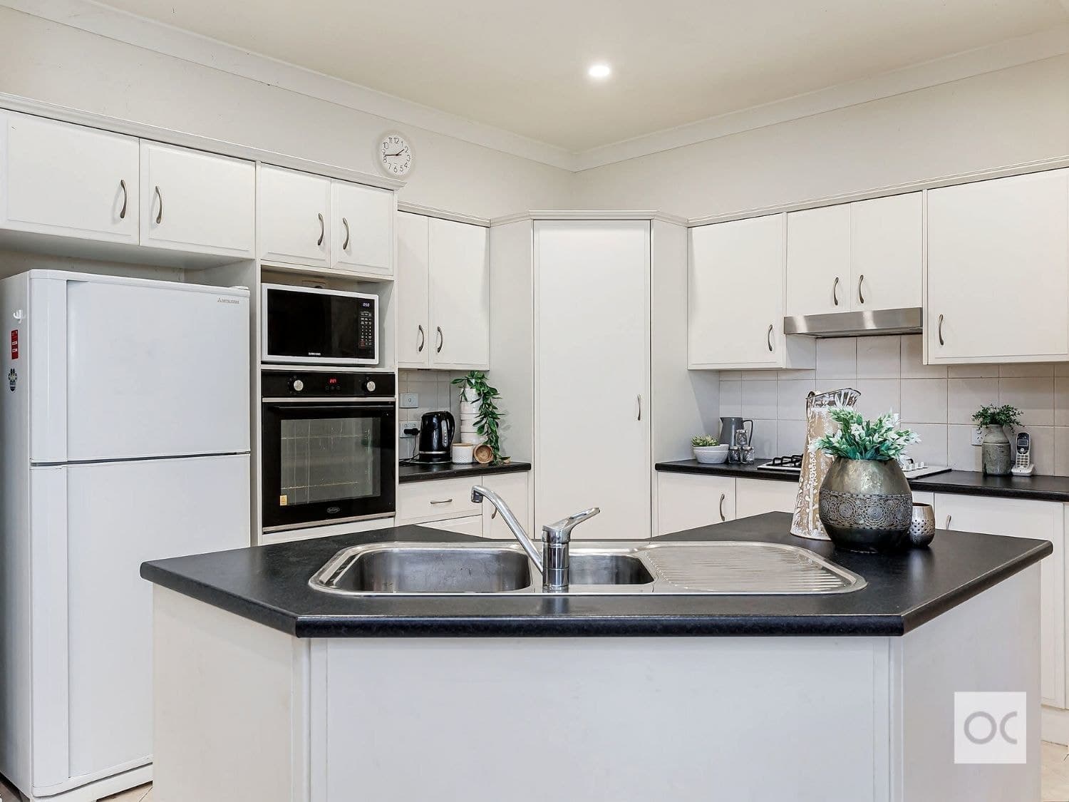72 Hmas Australia Road, Henley Beach South - Thumbnail 7