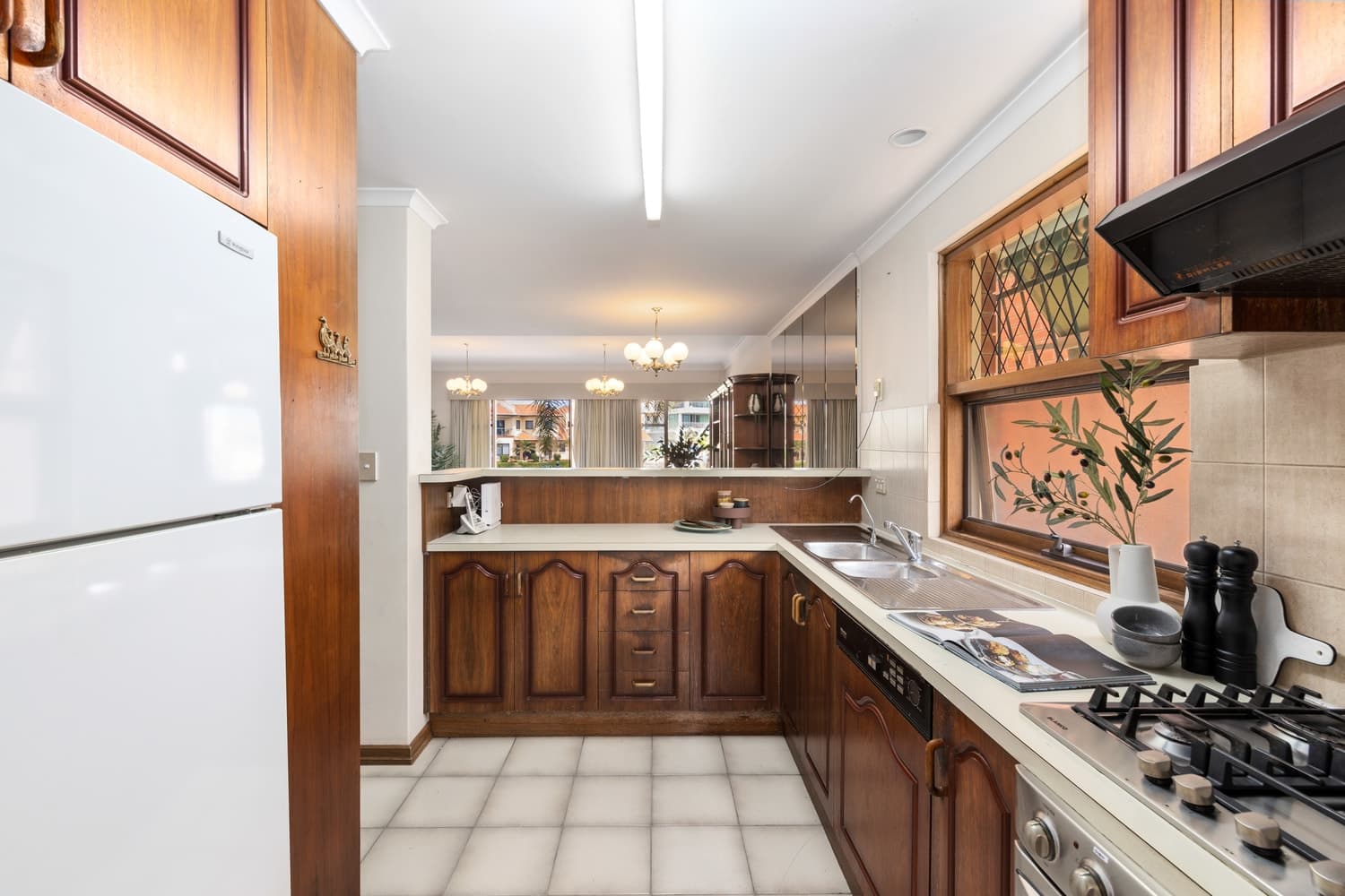 5/11 Martin Court, West Lakes - Thumbnail 5