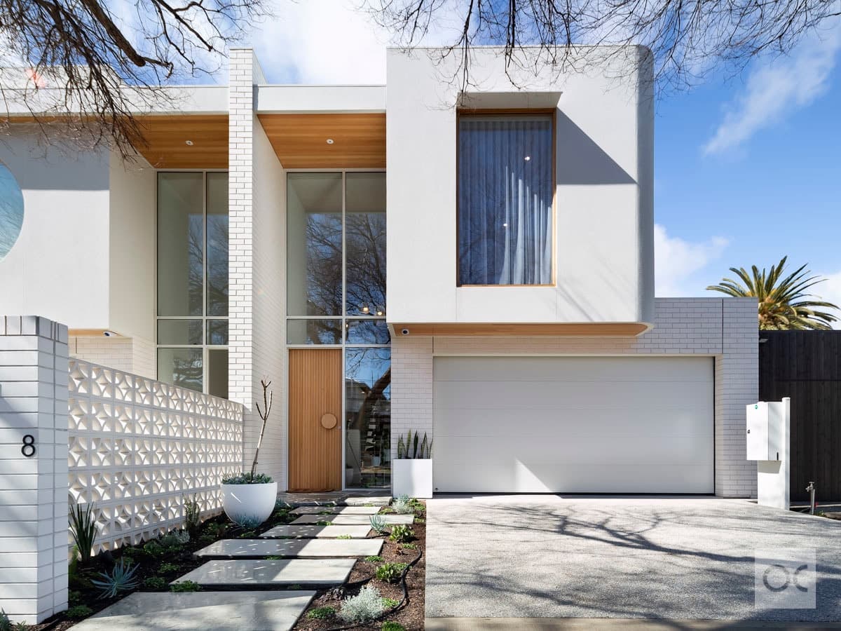 8 Rodgers Avenue, Henley Beach South - Image 1