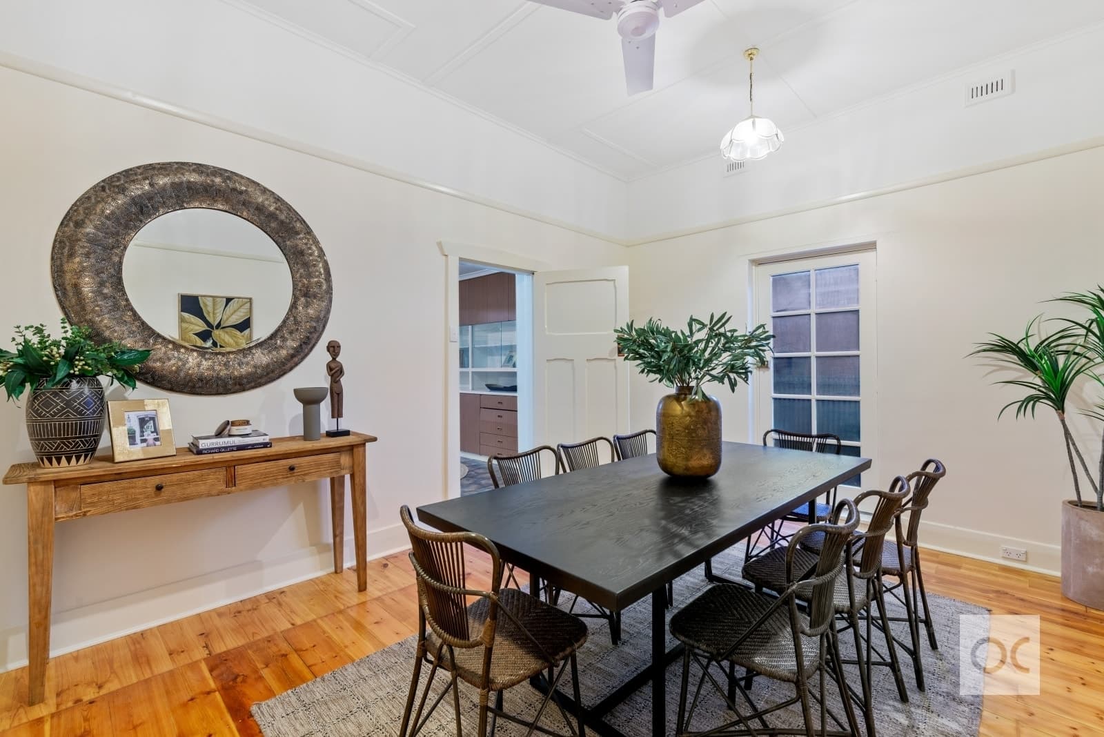 13 Norseman Avenue, Westbourne Park - Thumbnail 4