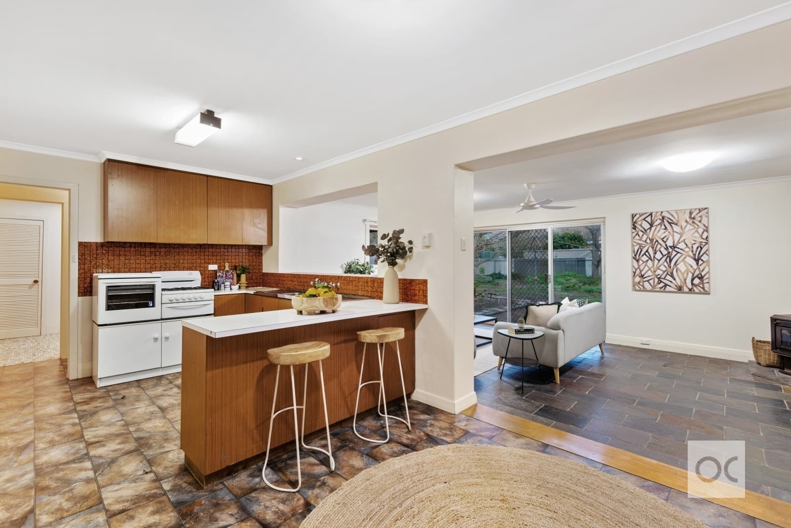 13 Norseman Avenue, Westbourne Park - Thumbnail 7