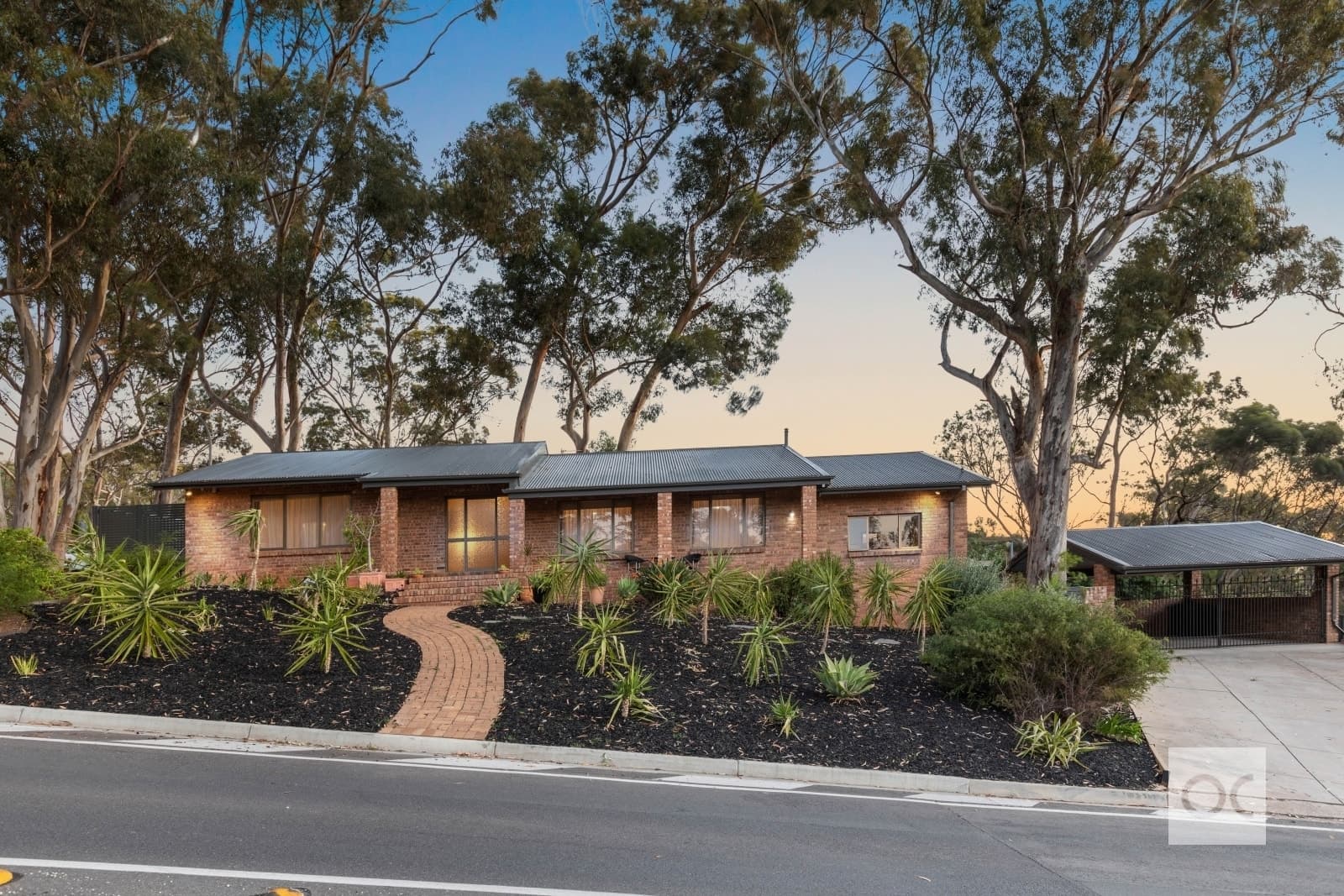 43 Heatherbank Terrace, Stonyfell - Image 1