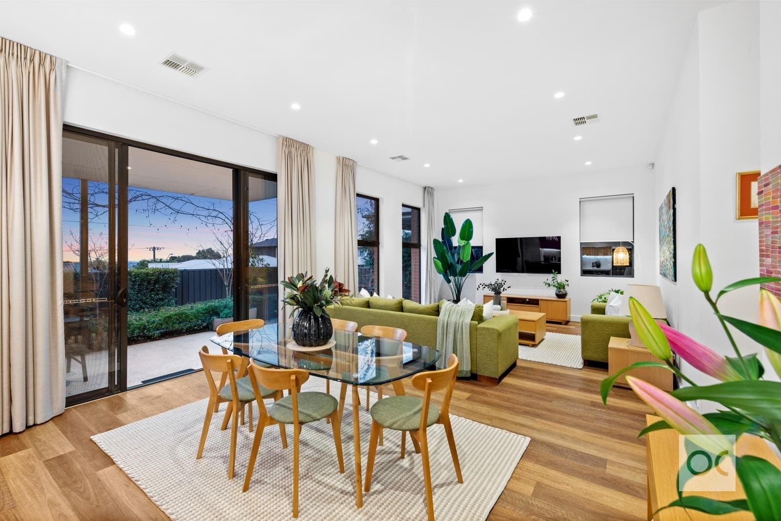 13 Buchanan Drive (adj Magill), Woodforde - Thumbnail 7