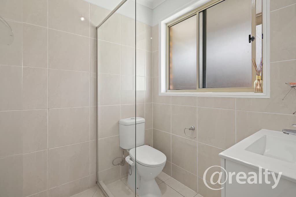 12 Rogers Street, Beachmere, QLD, 4510, Beachmere - Thumbnail 6