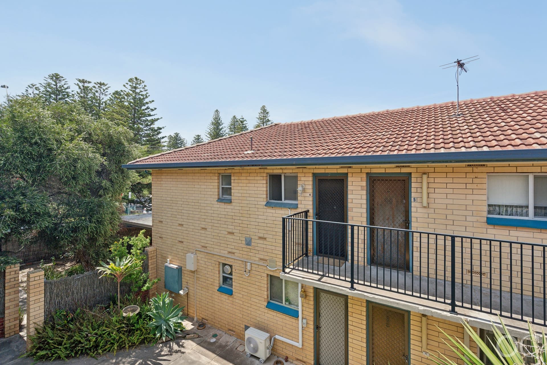 4/5A Henley Beach Road, Henley Beach South - Thumbnail 2