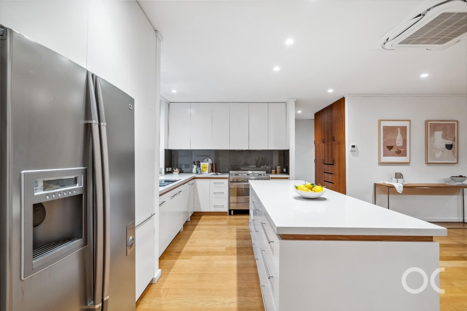 5 Surrey Crescent, Lower Mitcham - Thumbnail 8