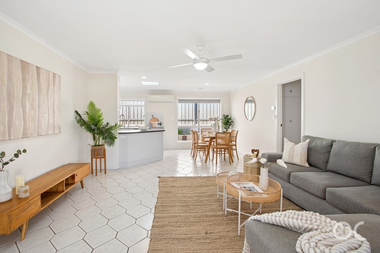 6 Raleigh Lane, Seaford Rise - Thumbnail 4