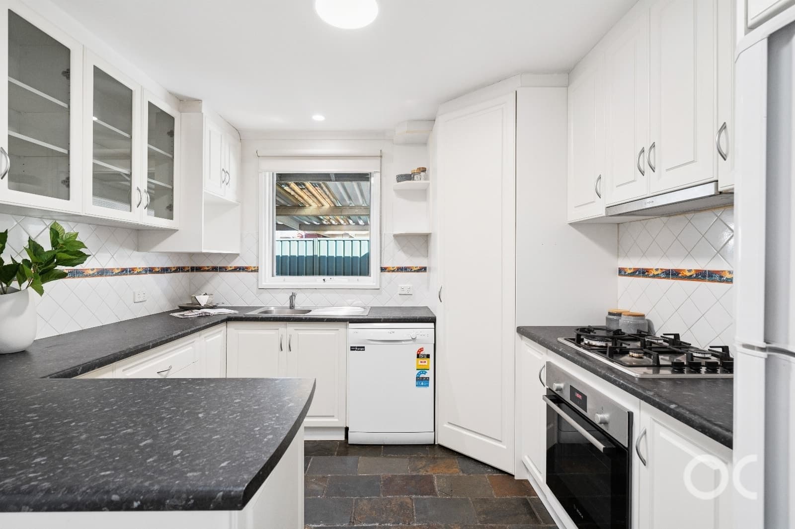 16 McLean Court, Novar Gardens - Thumbnail 4