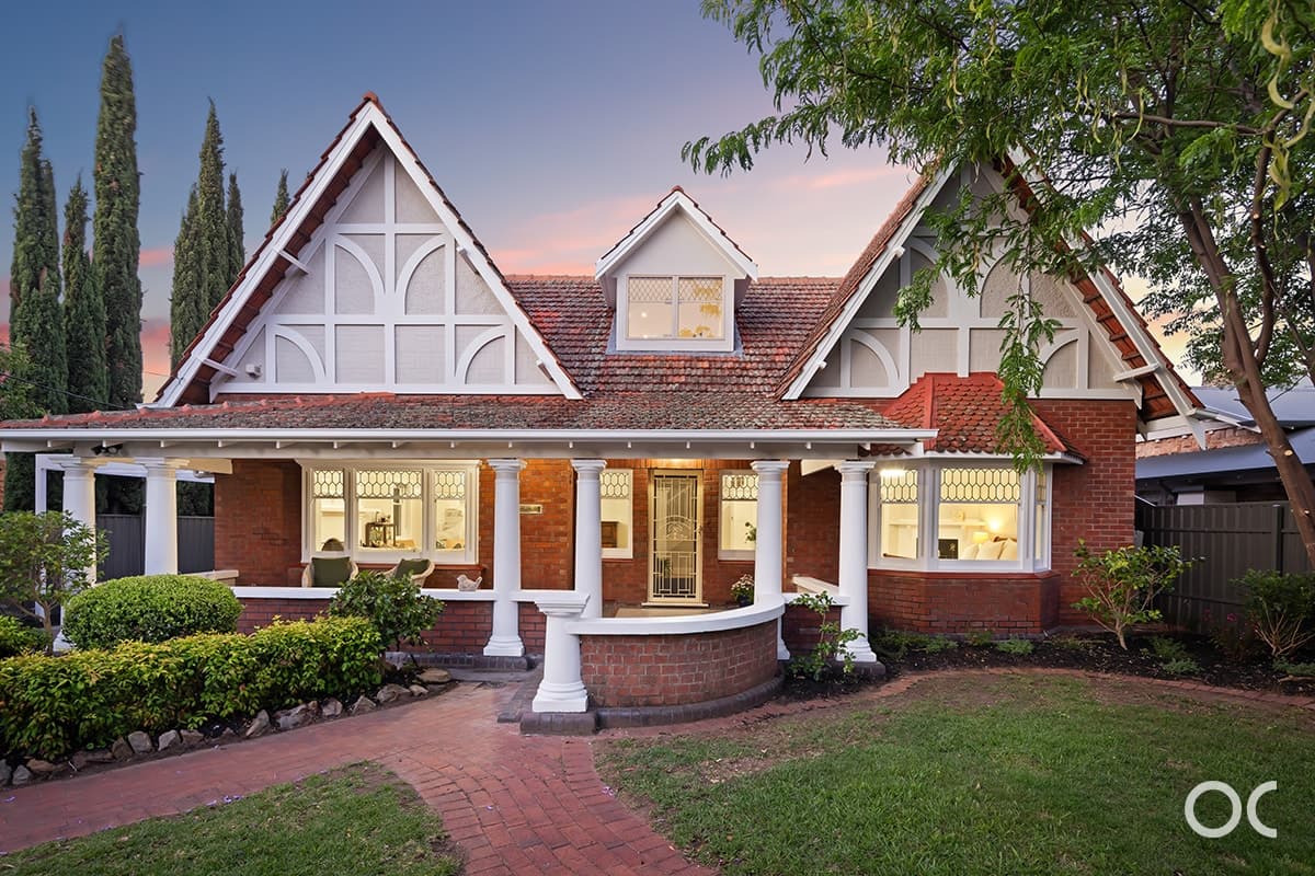 3A Halsbury Avenue, Kingswood - Image 1