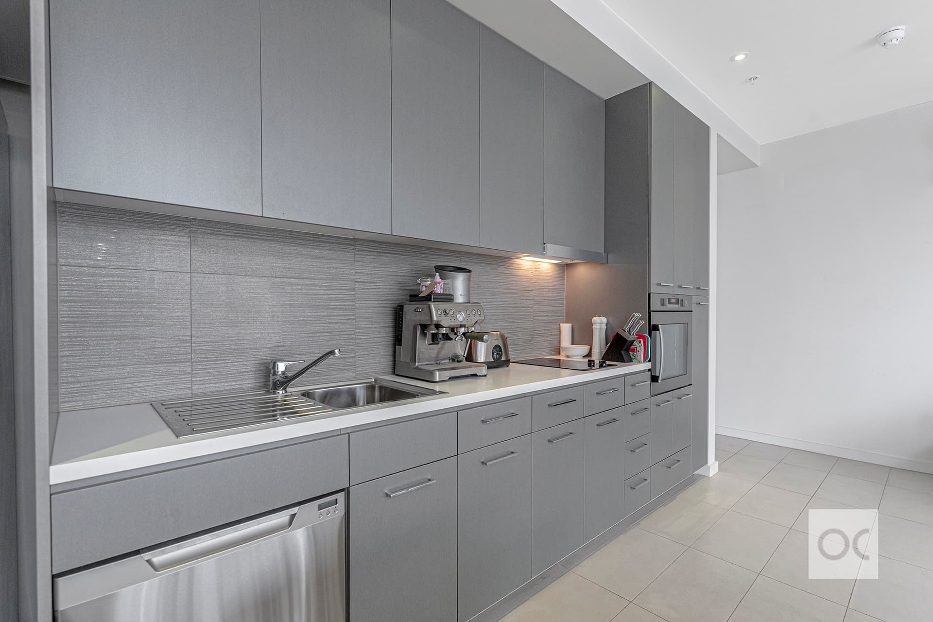 4/2 Todville Street, Woodville West - Thumbnail 2