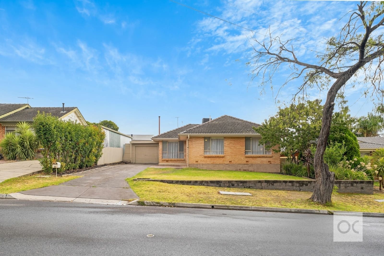 12 Grantham Grove, Paradise - Image 1
