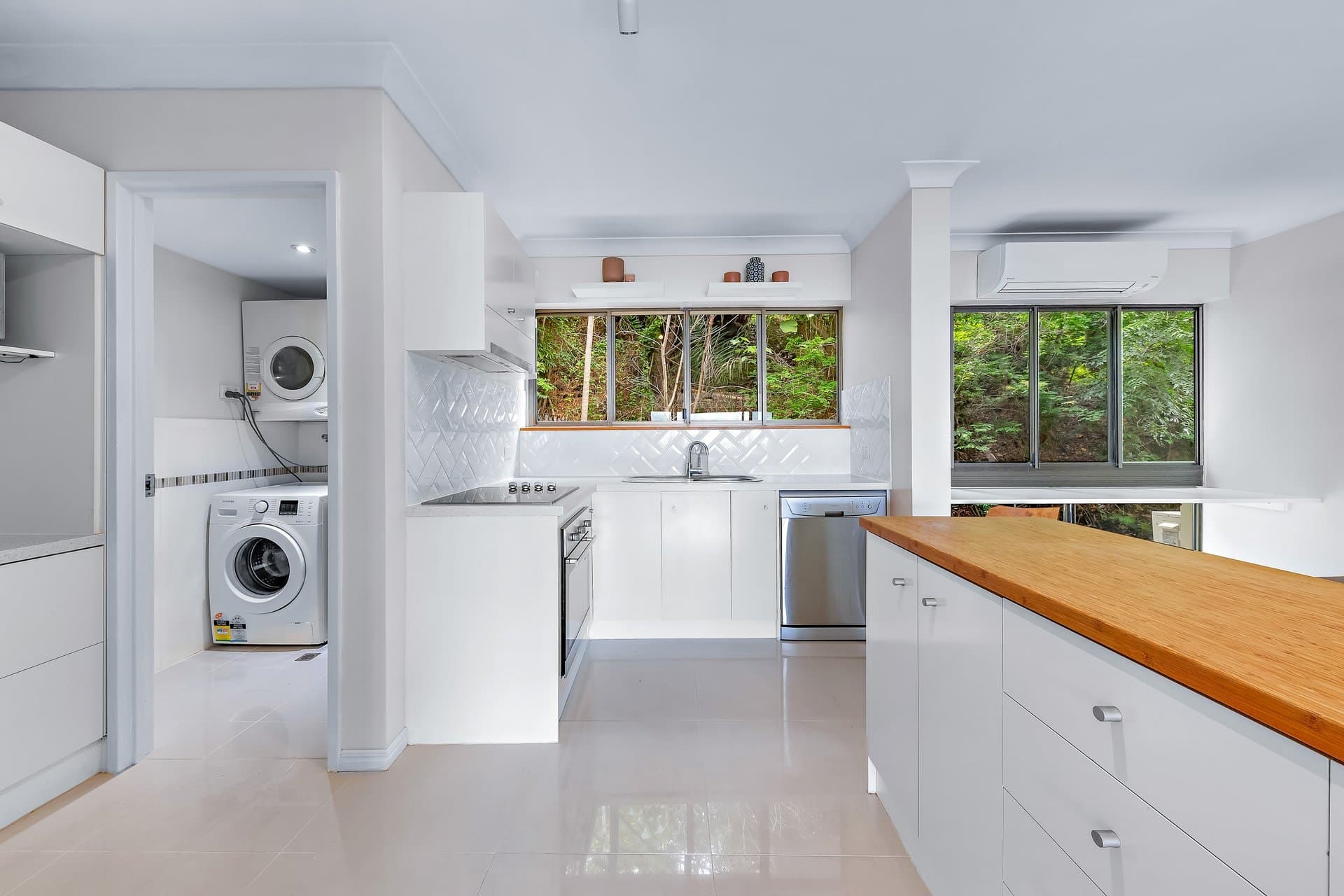 157/6 Eshelby Drive, CANNONVALE QLD 4802, Cannonvale - Thumbnail 6