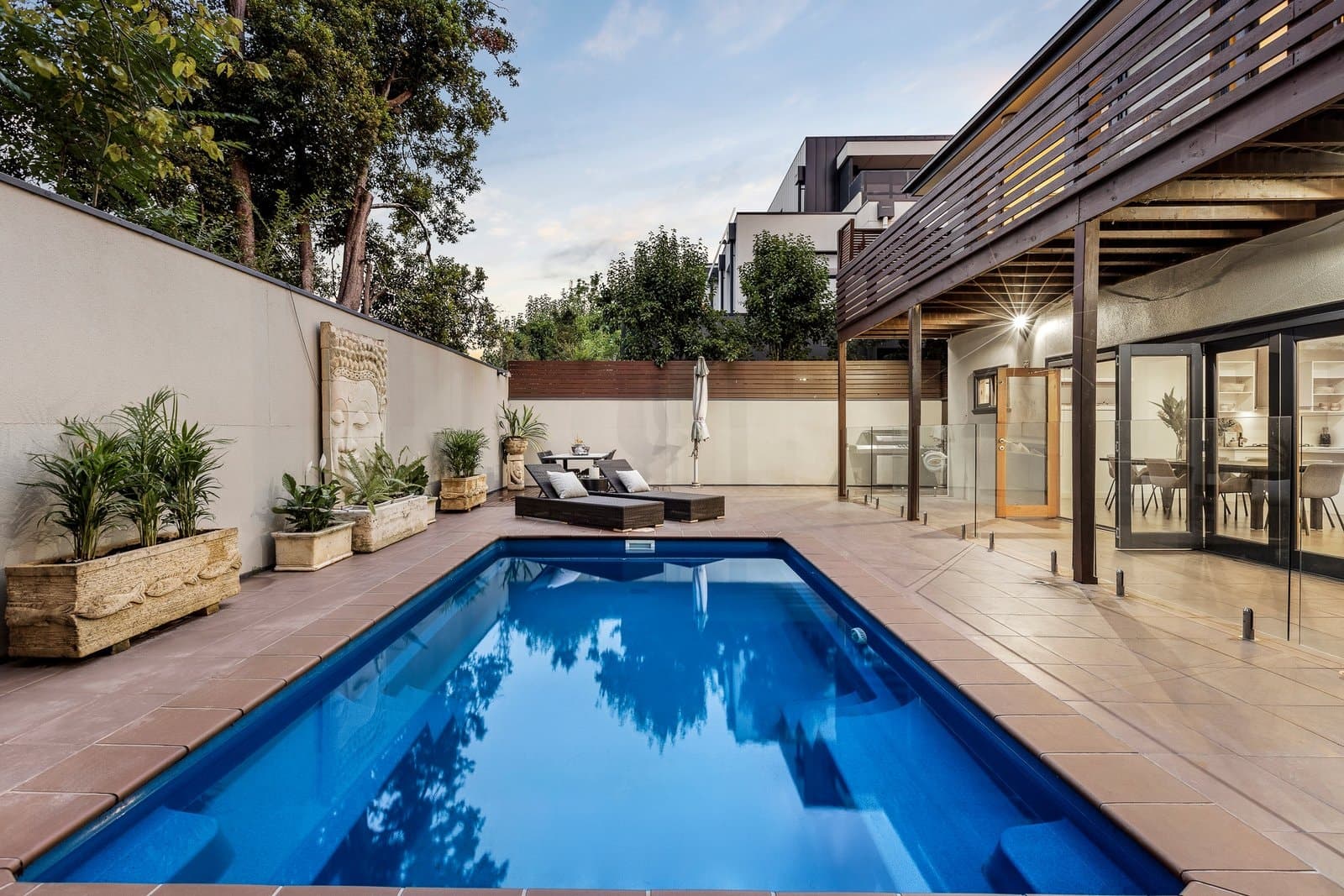 998 Toorak Road, Glen Iris - Thumbnail 2