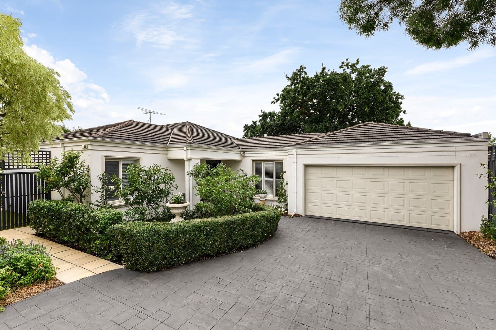 3/6 Findon Crescent, Kew - Image 1