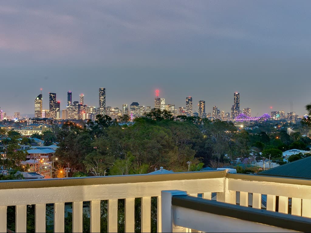 22 Waverley Road, Camp Hill, QLD, 4152, Camp Hill - Thumbnail 2