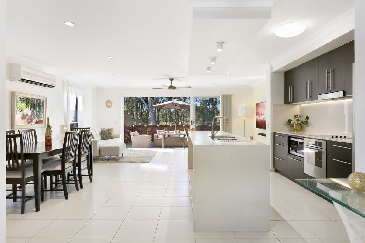 98 Verona Circuit, Burleigh Waters QLD 4220, Burleigh Waters - Thumbnail 6