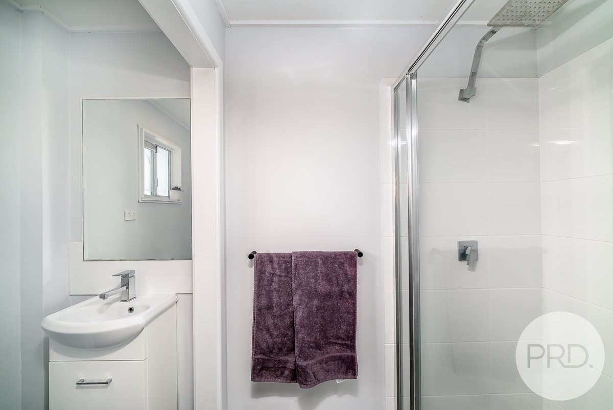 11 Fernleigh Road, TURVEY PARK NSW 2650, Turvey Park - Thumbnail 8