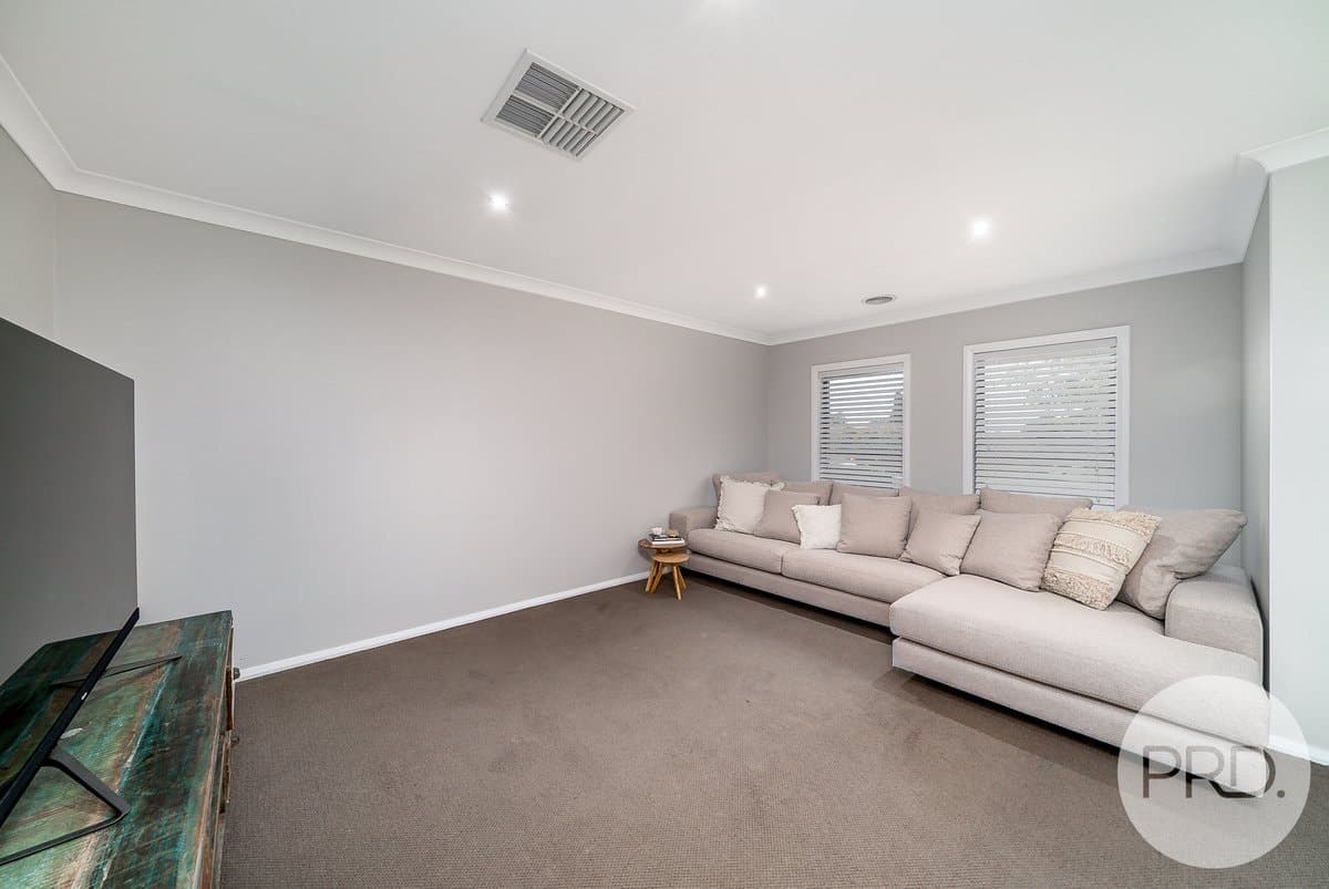 14 Kimberley Drive, TATTON NSW 2650, Tatton - Thumbnail 2