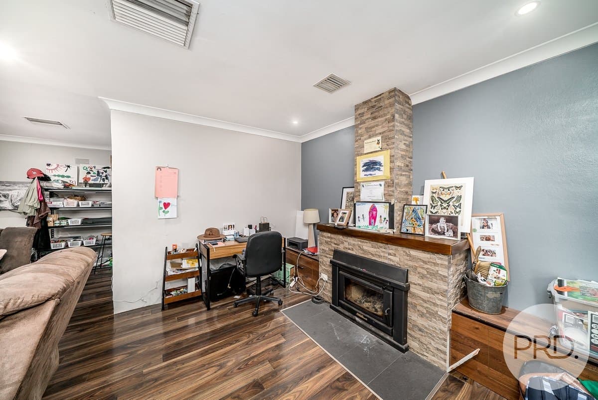 47 Red Hill Road, KOORINGAL NSW 2650, Kooringal - Thumbnail 4