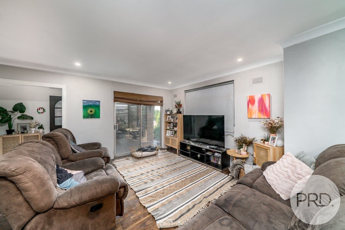 47 Red Hill Road, KOORINGAL NSW 2650, Kooringal - Thumbnail 6