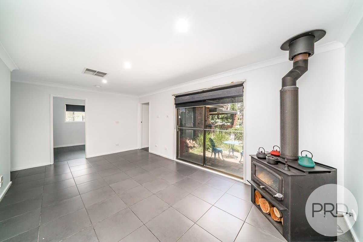 11 Michigan Drive, LAKE ALBERT NSW 2650, Lake Albert - Thumbnail 7