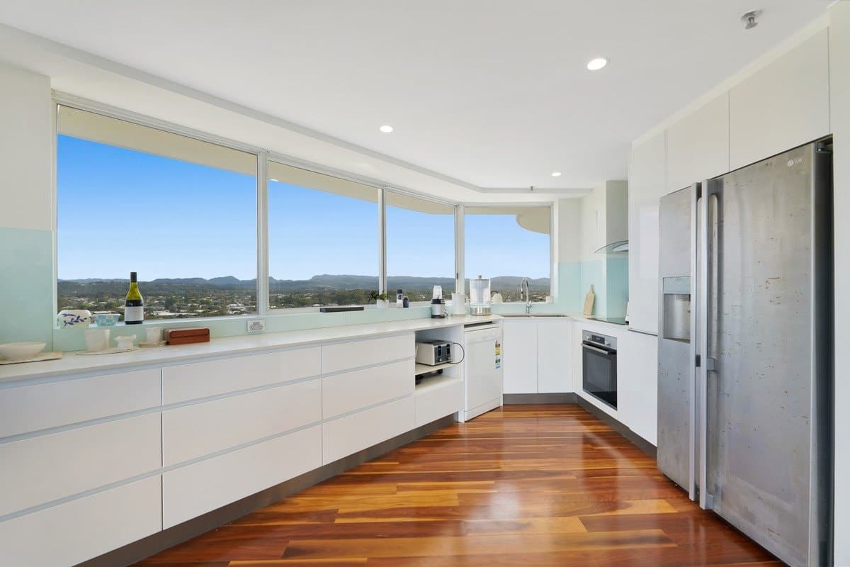 10D/238 The Esplanade, Burleigh Heads QLD 4220, Burleigh Heads Property Image - Thumbnail 7